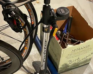 Racing Bicycle W/ Helmet Case