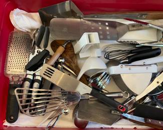 Kitchen Gadgets, Utensils, & Supplies