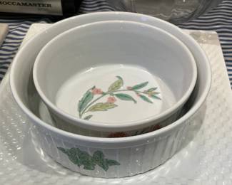 Nesting Bowl Set