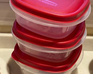 Rubbermaid Containers