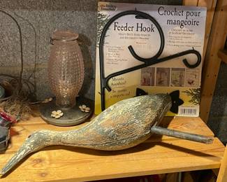 Feeder Hook