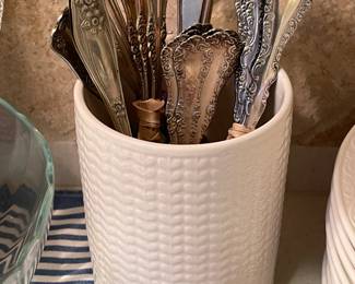 Utensil Holder W/ Flatware