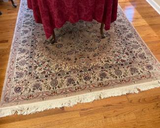 Dining Room Silk Area Rug