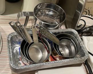 Tin Measuring Cups & Pans