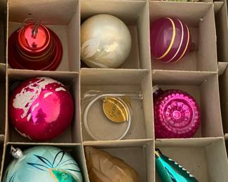 Vintage Shiny Brite Ornament Christmas Box