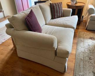 Upholstered 2 Seat Loveseat
