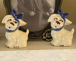 Antique Dog W/ Bandage Salt & Pepper Shaker Set