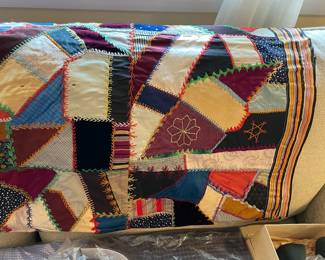 BEAUTIFUL Antique 1800s Handmade Patchwork Quilt