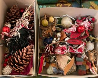 Christmas Floral Picks & Ornaments