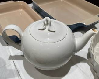 White Teapot