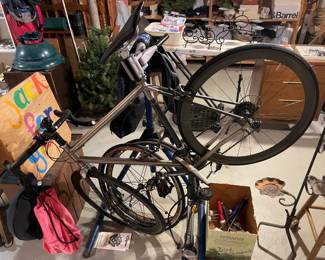 Racing Bicycle W/ Helmet Case