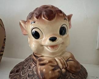  Lid from a vintage 1950s Royal Sealy ceramic lamb cookie jar