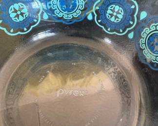 Pyrex "Mandarin" Pattern Mixing Bowls with Lids