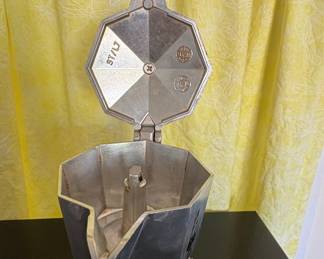 Bialetti Moka Express Stovetop Espresso Maker