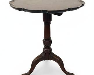 Antique Pie Crust Tilt-Top Pedestal Table