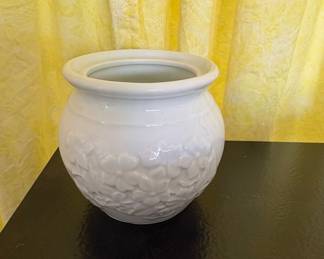 Lenox Garden Vines Planter