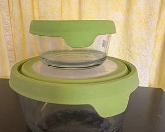 Anchor Hocking Glass Food Storage Containers with Lids