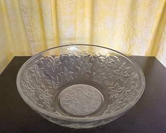 Princess House Fantasia Crystal Serving Bowl