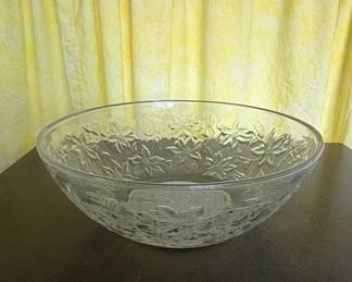 Princess House Fantasia Crystal Serving Bowl