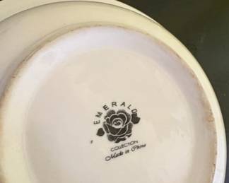 Emerald Collection Ceramic Serving Bowl