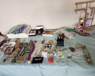 LOTS of Costume Jewelry - More Photos to Come!