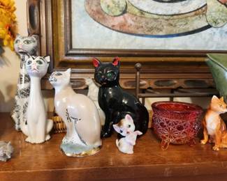 Vintage Cat Collections and Miniatures