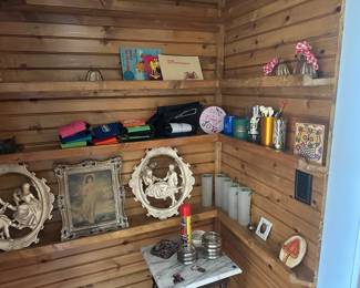 Bar area knickknacks