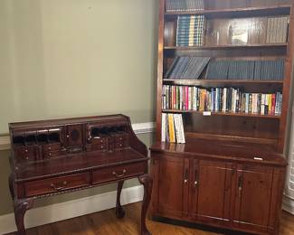 Desk, bookshelf, books