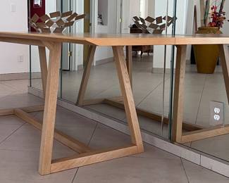 Dining Table Montina Juliet
