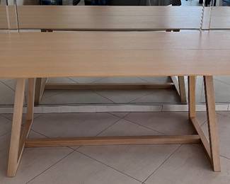 Dining Table Montina Juliet