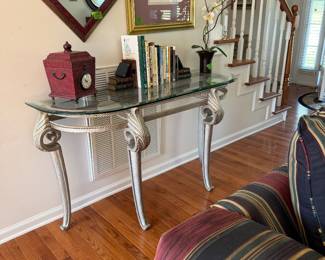 Decor and console table 