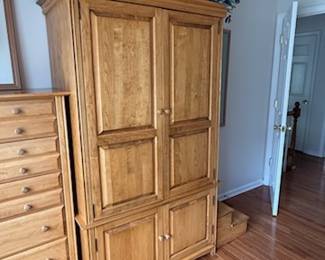 Chifforobe can also be used as entertainment center