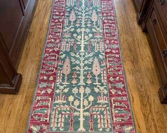 	#36	Runner 10'x2'.5"	 $125.00 				