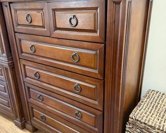 	#34	Chest of Drawers 40x20x53	 $150.00 				