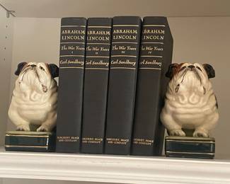 WINNER BEST BOOKENDS  