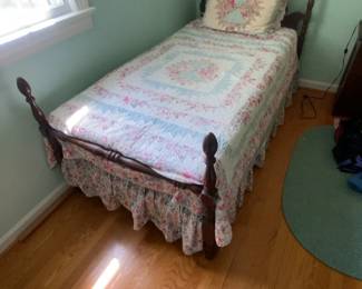 Four Poster Twin Bed Ftame with Vintage Style Floral Quilt Bedding Set with Pillow Sham and Dust Ruffle