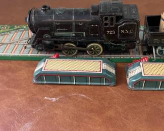 Vintage Marx 723 N.Y.C. Tin Litho Steam Engine Train Set