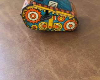 Vintage Wind-Up Tin Toy Tank