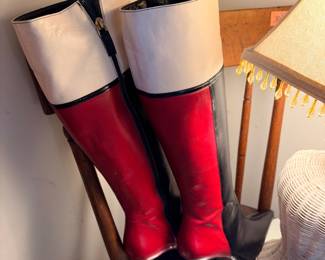 Well, these are actually back in the women’s room, but they’re Kate Spade and they’re brand new. They just need the tips on the heels! Somebody please try these on for me!