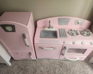 Play Kitchen with tons of food