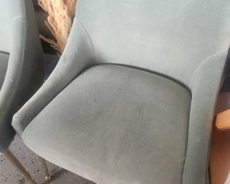 6 Dining Room Chairs  can be pre sold 50.00 ea