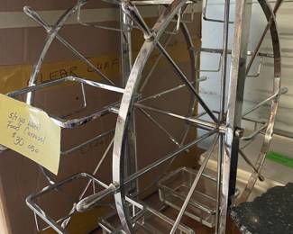 One of a kind! Ferris Wheel Serving Piece