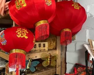 Three large Chinese lamps - stunning with or without lights. Oh, and there's a deep chest freezer