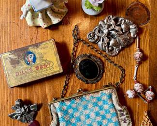 Vintage jewelry and accessories 