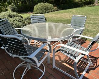 Outdoor Patio Set with Rockers