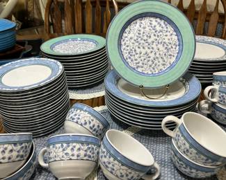 Mikasa "Susanne" China Set
