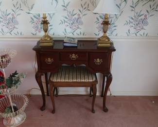 small writing  table  and  pair  of  lamps with  bench