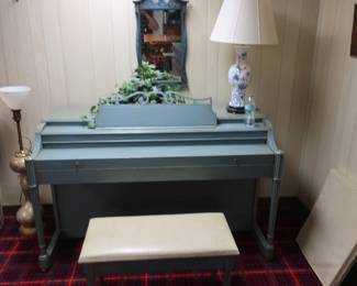 piano  and  bench-  lamps,  mirror
