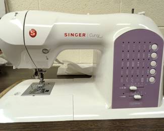 SINGER Curvy Sewing Machine