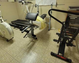 Exercise equipment 
